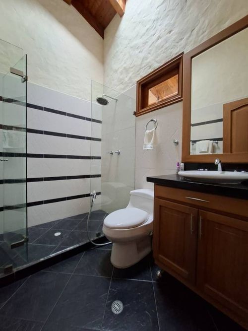 Casa de 3 alcobas en venta en Carrizales, El Retiro, 236 m² · foto 21 de 24