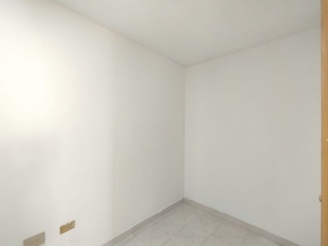Oficina en arriendo en Cambulos, Pereira, 50 m² · foto 5 de 12