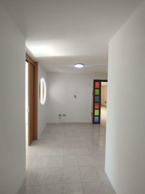 Oficina en arriendo en Cambulos, Pereira, 50 m² · foto 3 de 12