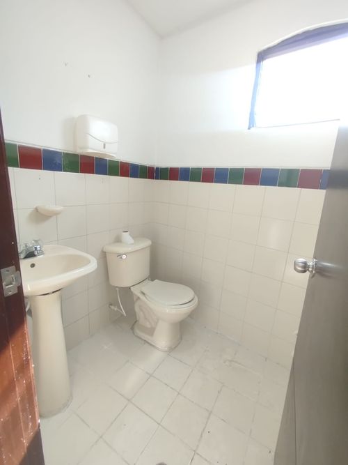 Oficina en arriendo en Cambulos, Pereira, 50 m² · foto 9 de 12