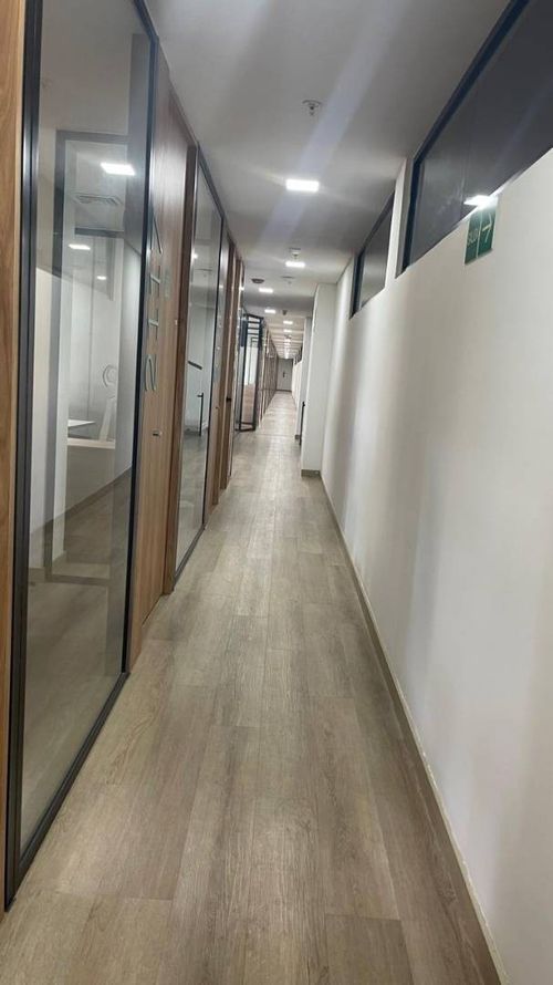 Oficina en venta en Los Colores, Medellín, 8 m² · foto 7 de 17