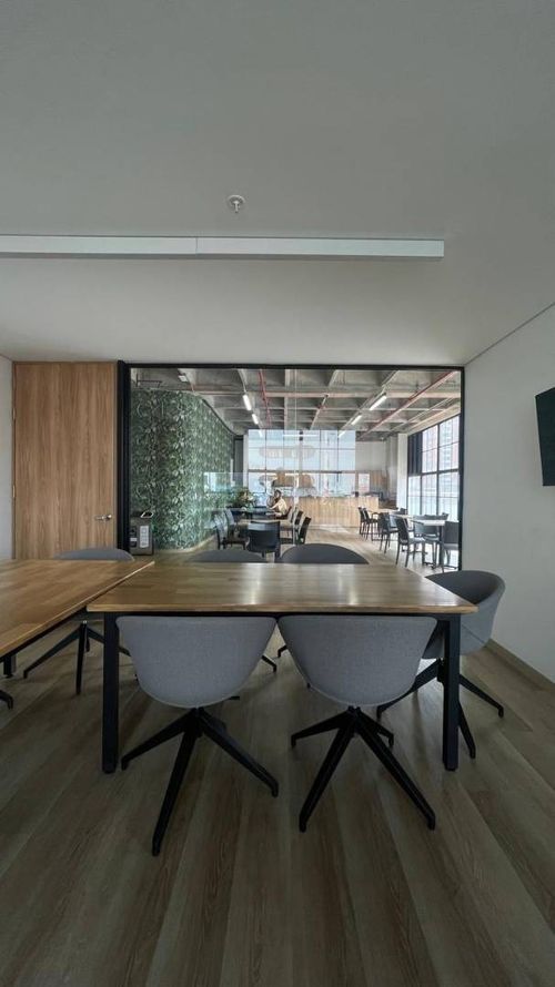 Oficina en venta en Los Colores, Medellín, 8 m² · foto 9 de 17