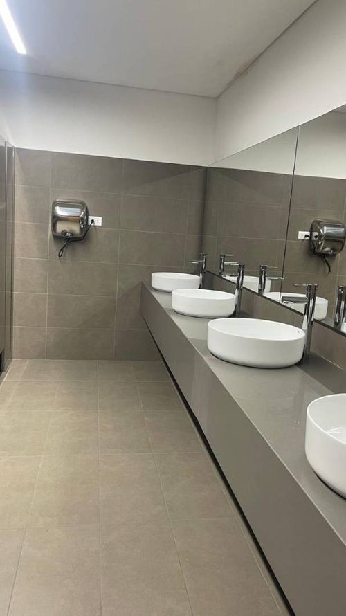 Oficina en venta en Los Colores, Medellín, 8 m² · foto 15 de 17