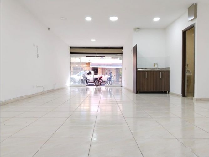 Local en venta en Entreamigos, Sabaneta, 72 m² · foto 5 de 8