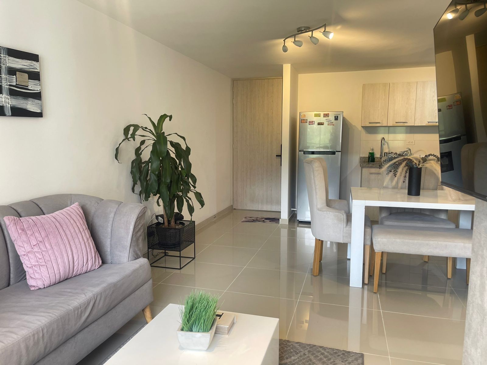 Apartamento en arriendo en Vereda La Doctora, Sabaneta · foto 2 de 19