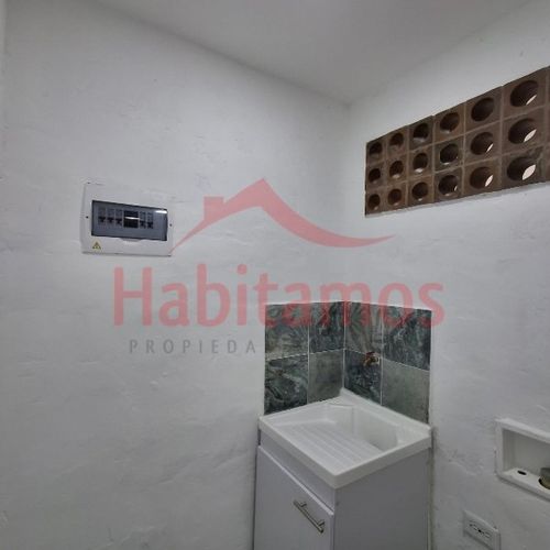 Apartamento de 2 alcobas en venta en Fontibon, Rionegro, 53 m² · foto 3 de 12