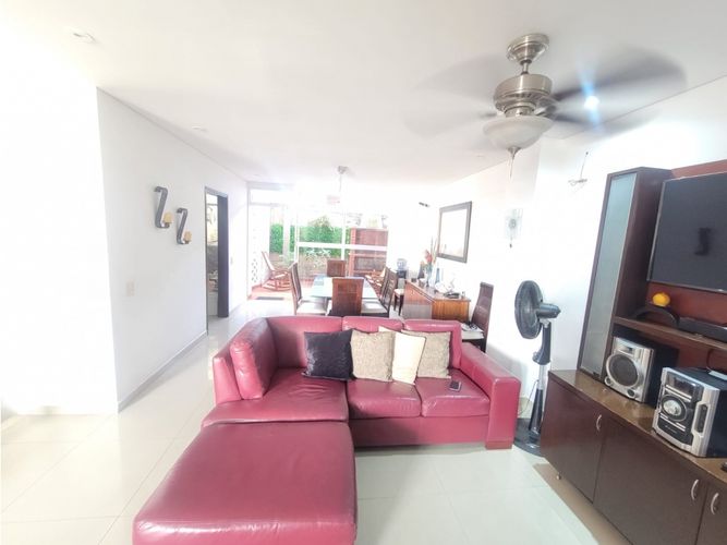 Casa de 3 alcobas en venta en Villa Santos, Barranquilla, 238 m² · foto 8 de 24