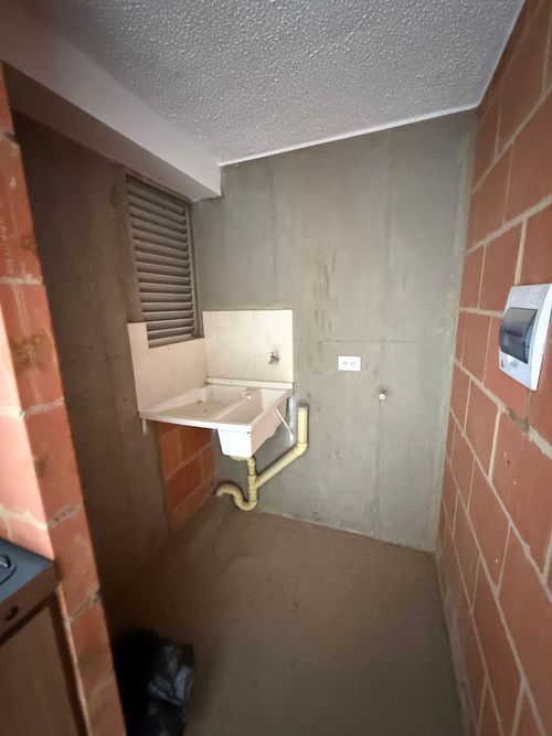 Apartamento de 3 alcobas en venta en El Sosiego, Madrid, 54 m² · foto 3 de 24