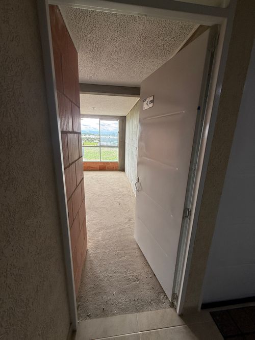 Apartamento de 3 alcobas en venta en El Sosiego, Madrid, 54 m² · foto 10 de 24
