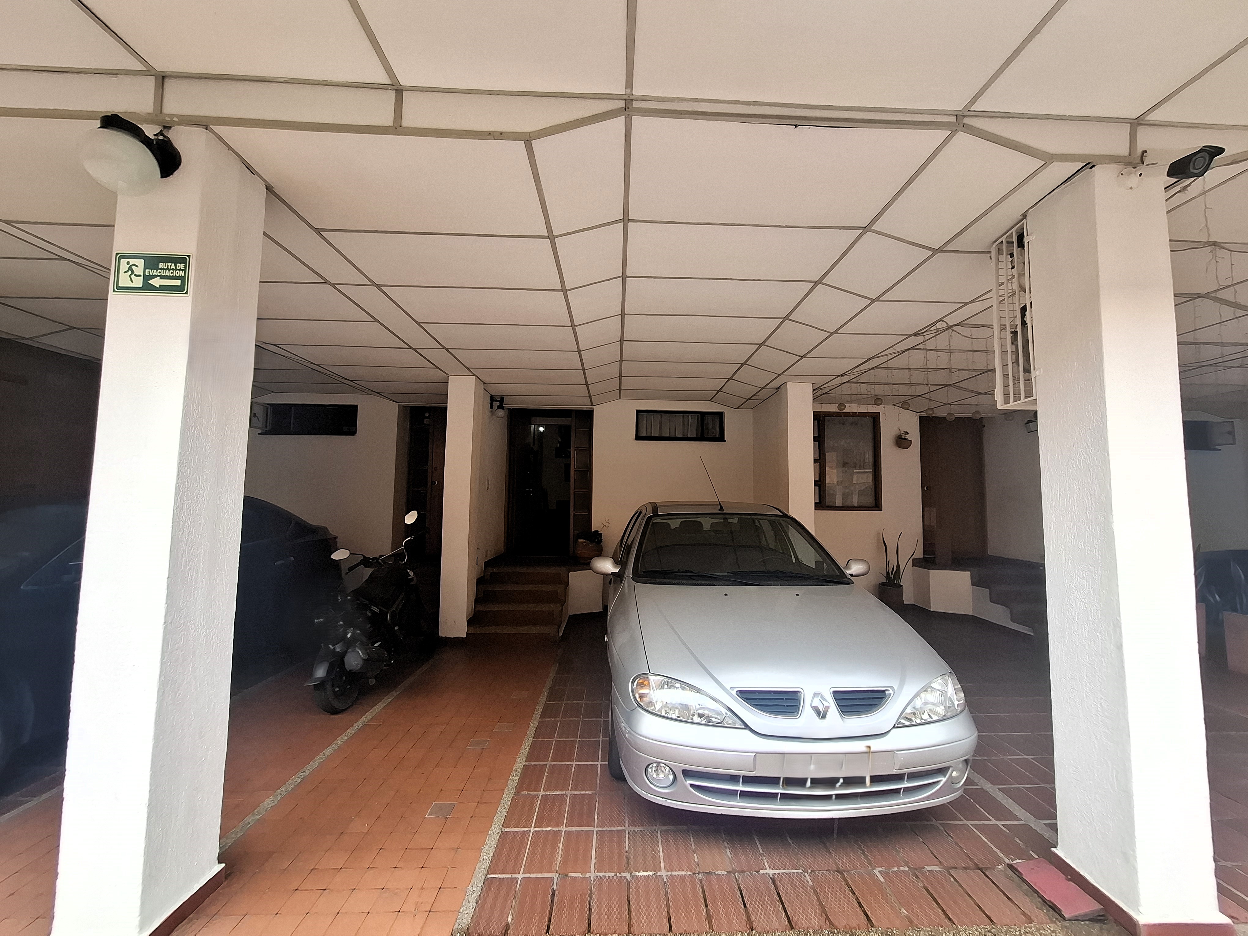 Casa en venta en Cedritos, Bogotá · foto 17 de 24