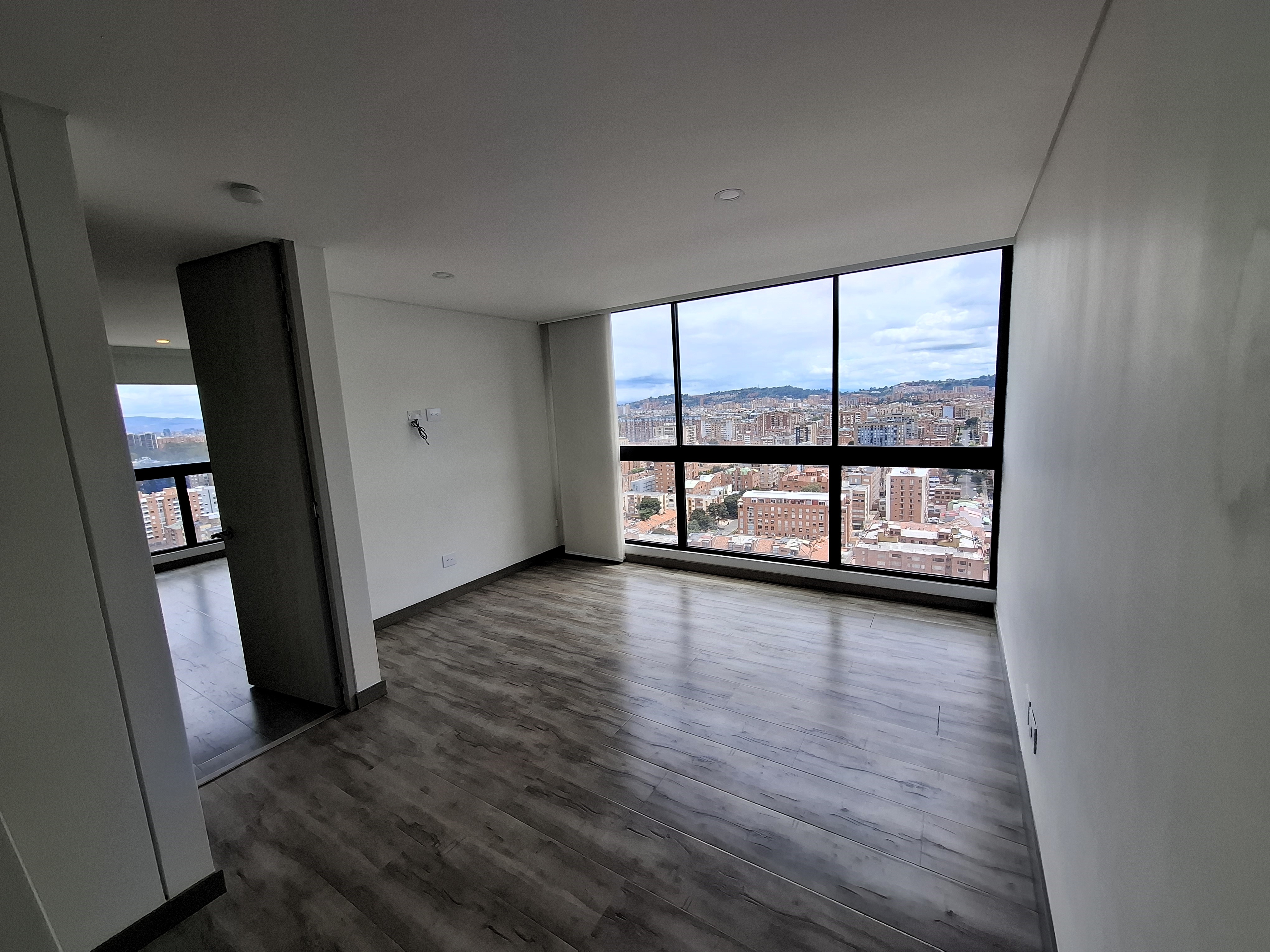 Apartamento en venta en Cedritos, Bogotá · foto 2 de 15