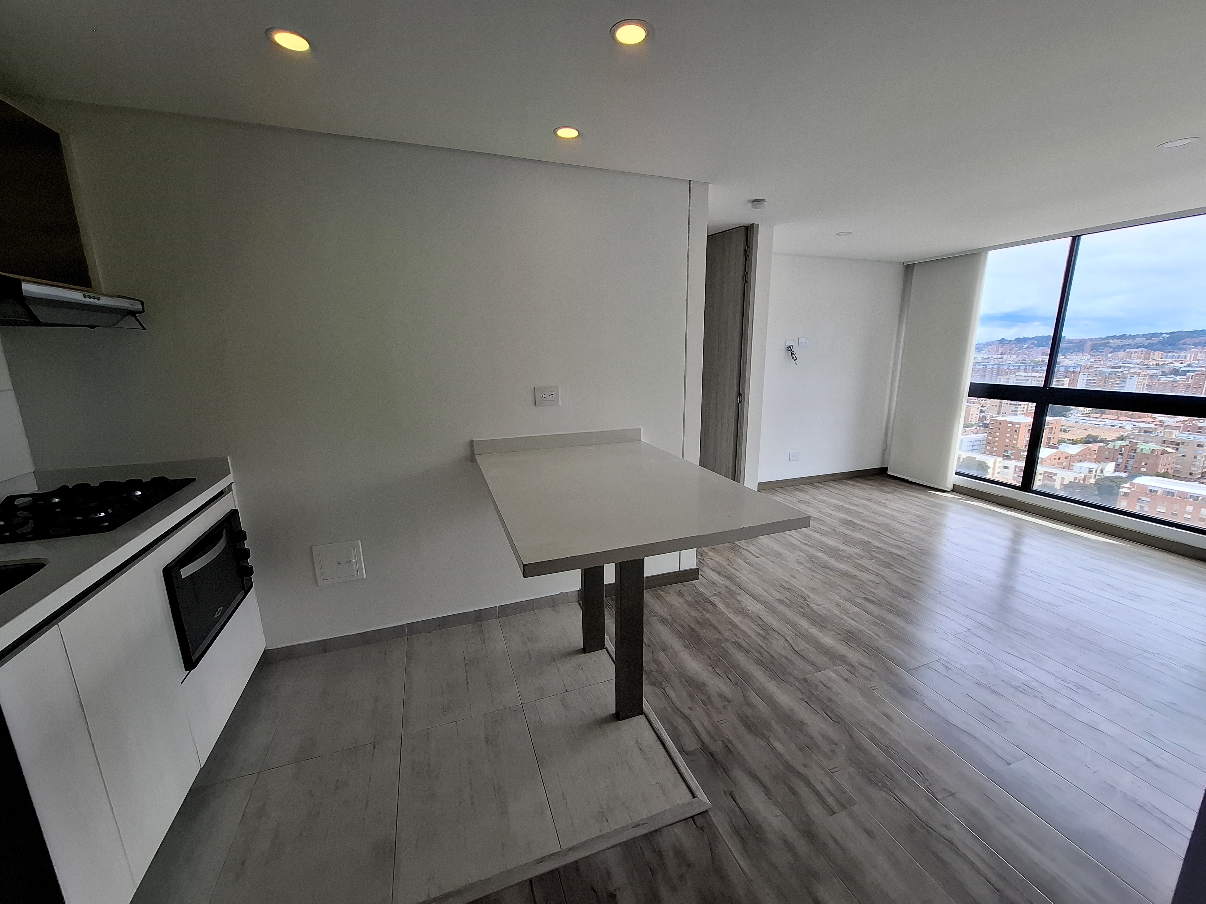 Apartamento en venta en Cedritos, Bogotá · foto 3 de 15