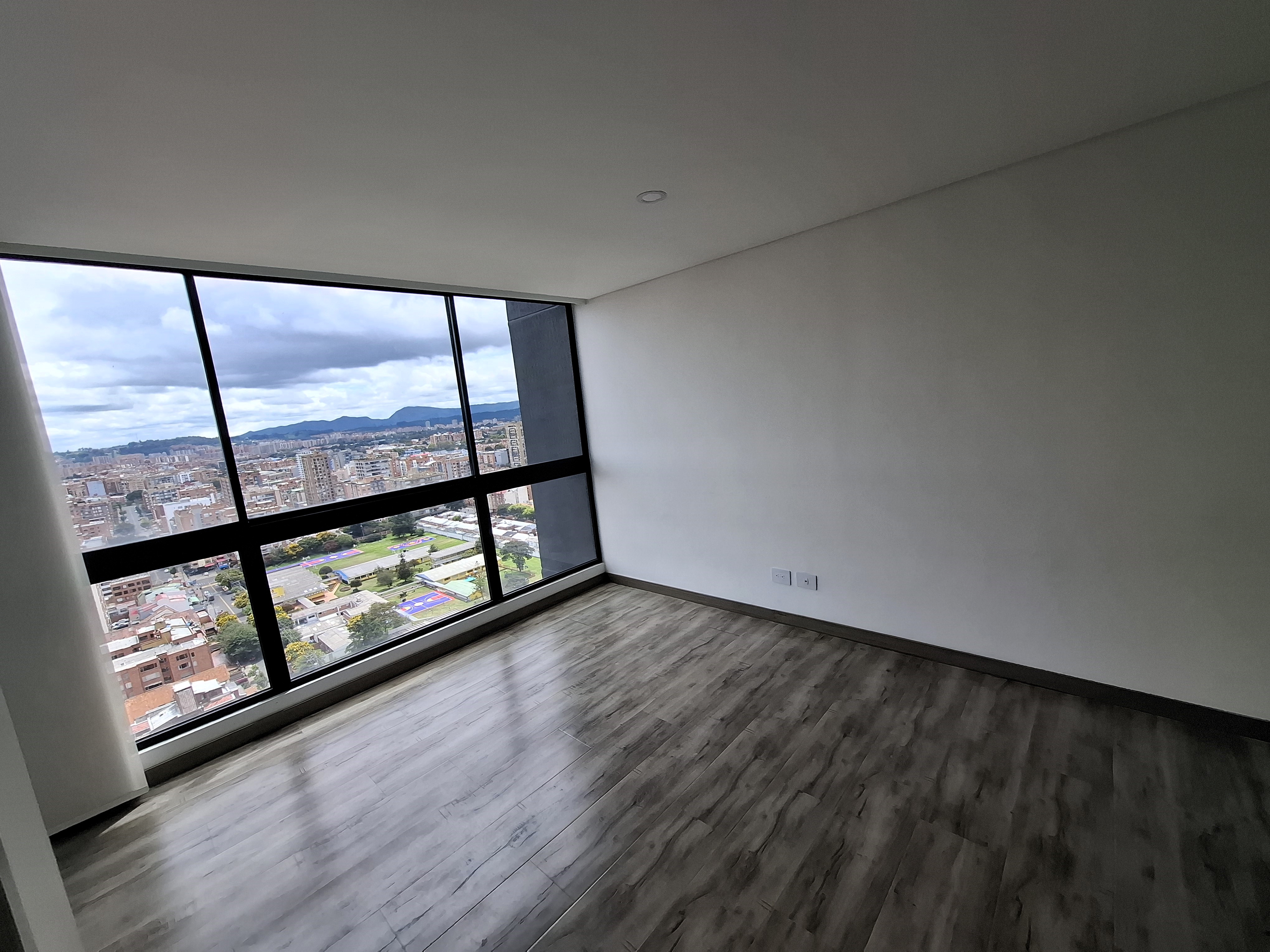Apartamento en venta en Cedritos, Bogotá · foto 4 de 15