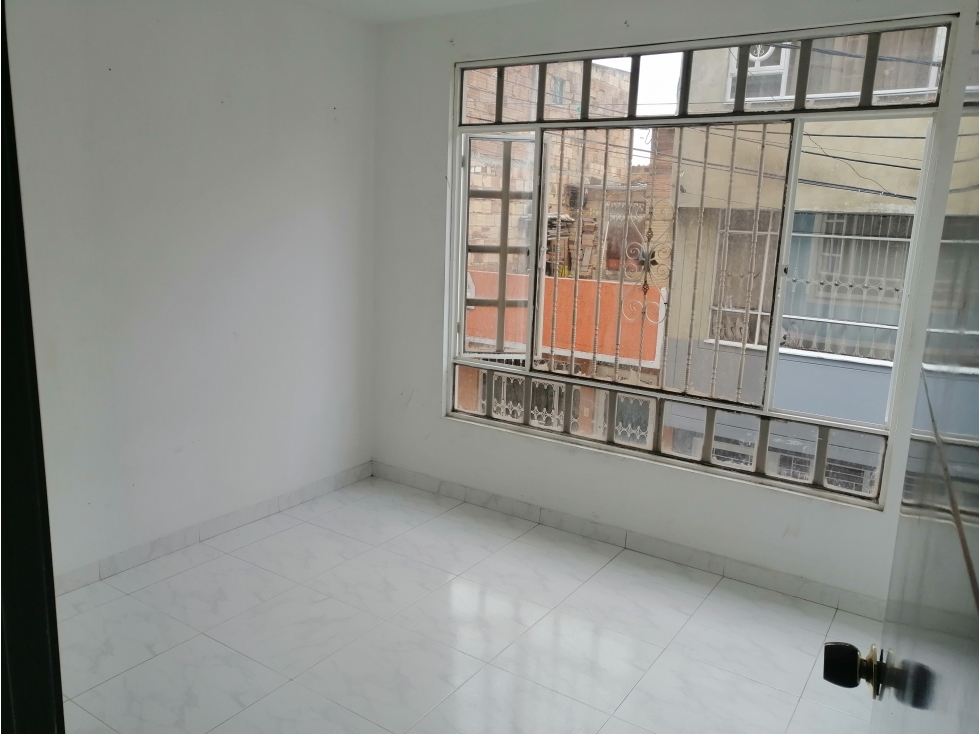 Casa en venta en La Comuna, Bogotá · foto 21 de 24