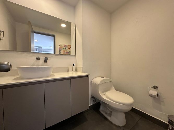 Casa de 3 alcobas en venta en El Poblado, Medellín, 300 m² · foto 16 de 20