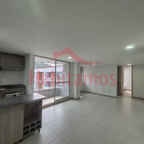 Apartamento de 2 alcobas en venta en Las Antillas, Envigado, 70 m² · foto 3 de 16