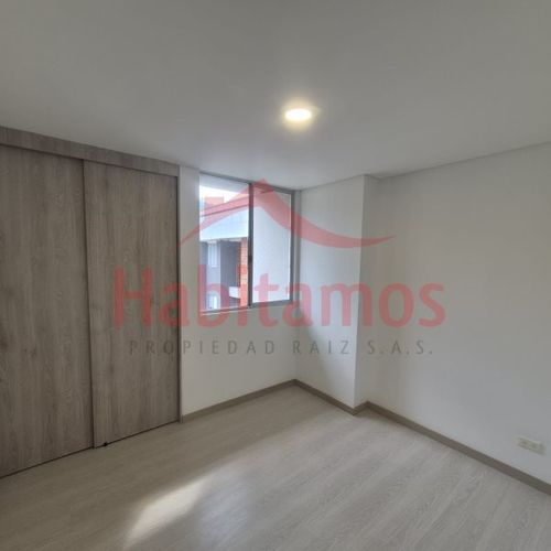 Apartamento de 2 alcobas en venta en Las Antillas, Envigado, 70 m² · foto 11 de 16