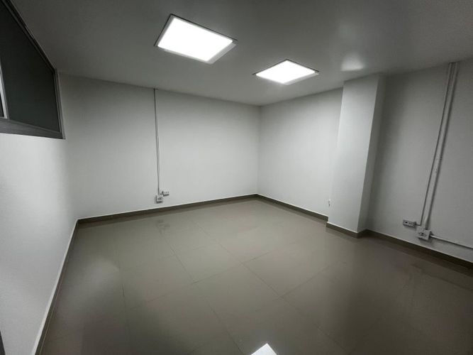 Oficina en arriendo en Suramericana, Medellín, 25 m² · foto 3 de 7