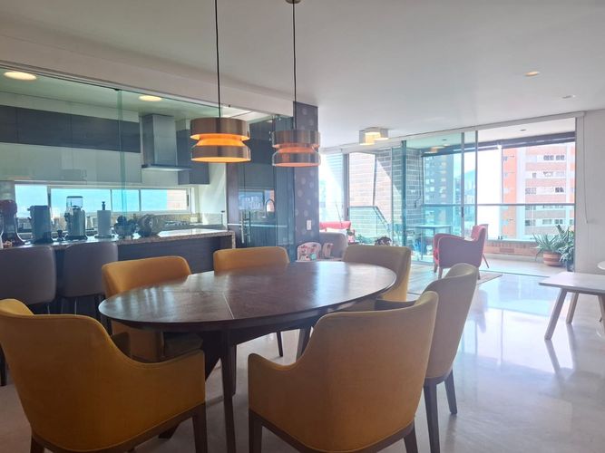 Apartamento de 3 alcobas en venta en Santa María De Los Ángeles, Medellín, 150 m² · foto 6 de 18