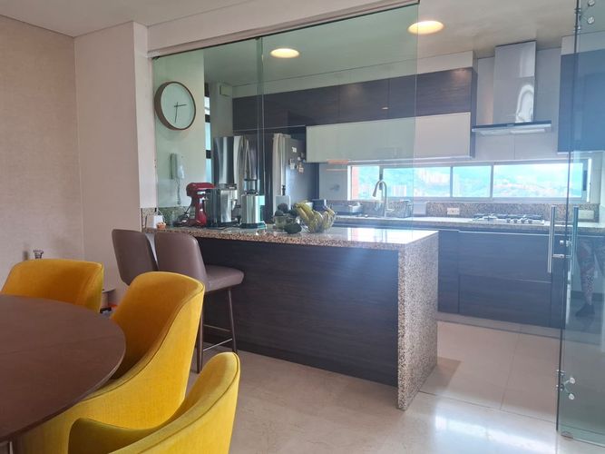 Apartamento de 3 alcobas en venta en Santa María De Los Ángeles, Medellín, 150 m² · foto 7 de 18