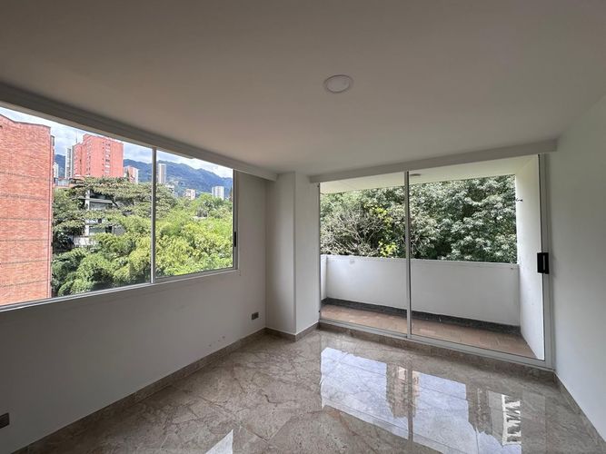 Apartamento de 3 alcobas en venta en El Poblado, Medellín, 114 m² · foto 9 de 17