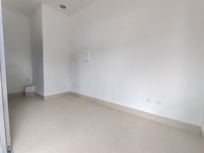 Local en arriendo en Niquia, Bello, 30 m² · foto 2 de 14