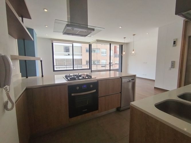 Apartamento en venta en Antiguo Country, Bogotá · foto 6 de 18