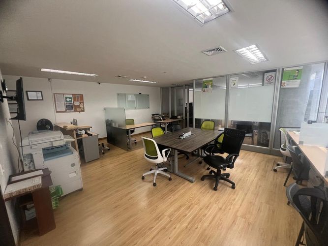Oficina en arriendo en El Poblado, Medellín, 67 m² · foto 7 de 17