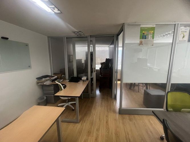 Oficina en arriendo en El Poblado, Medellín, 67 m² · foto 11 de 17