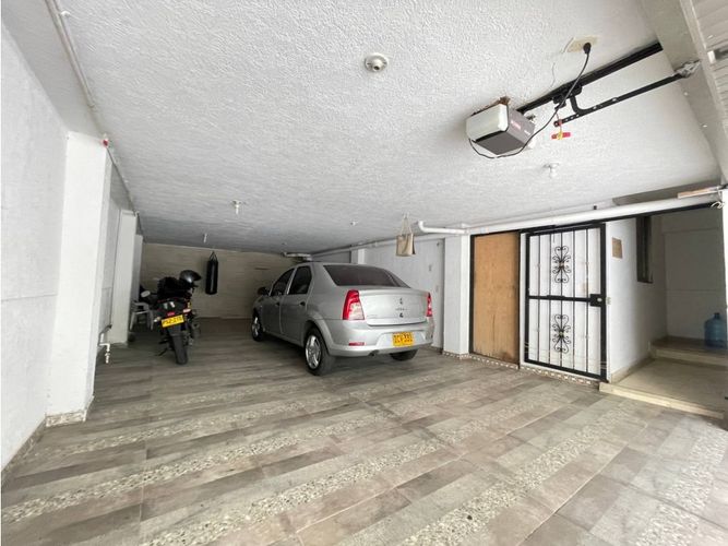 Casa de 7 alcobas en venta en El Ingenio, Cali, 750 m² · foto 4 de 24