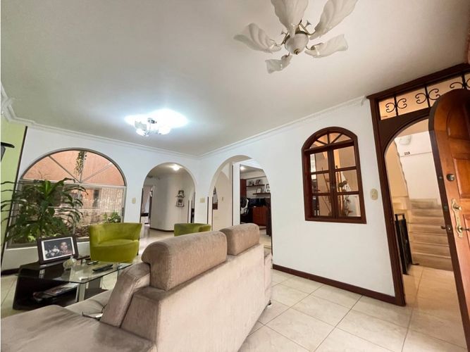 Casa de 7 alcobas en venta en El Ingenio, Cali, 750 m² · foto 8 de 24