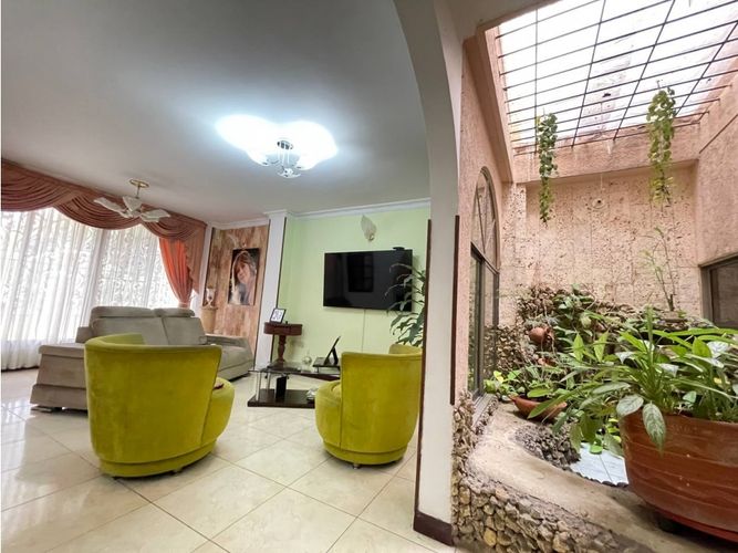 Casa de 7 alcobas en venta en El Ingenio, Cali, 750 m² · foto 10 de 24