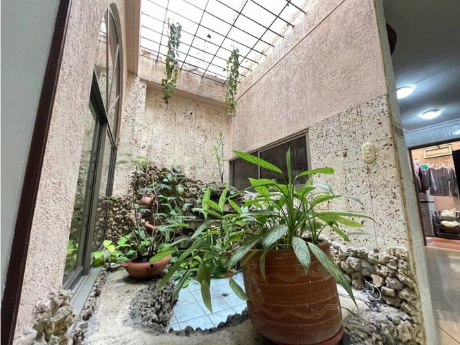 Casa de 7 alcobas en venta en El Ingenio, Cali, 750 m² · foto 16 de 24