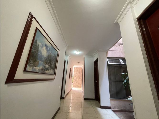 Casa de 7 alcobas en venta en El Ingenio, Cali, 750 m² · foto 21 de 24