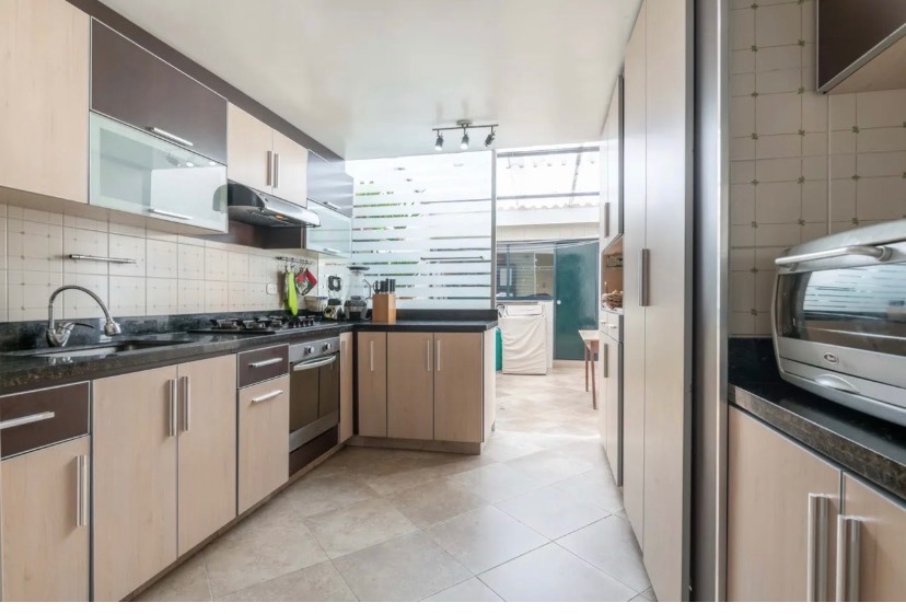 Casa en venta en Cedritos, Bogotá · foto 6 de 12