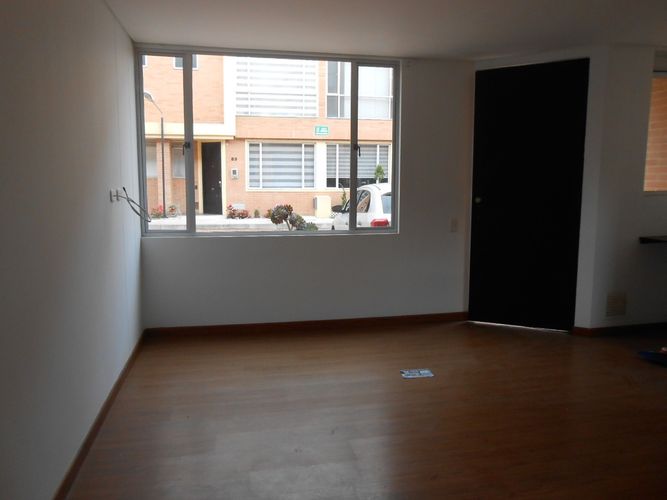 Casa de 3 alcobas en venta en Centro, Funza, 89 m² · foto 3 de 17