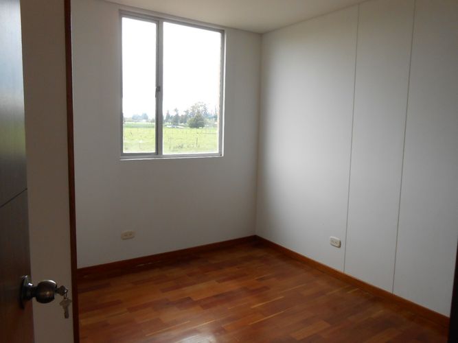 Casa de 3 alcobas en venta en Centro, Funza, 89 m² · foto 13 de 17