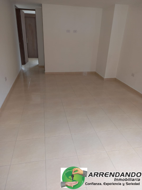 Apartamento en venta en Asturias, Itagüí · foto 2 de 12