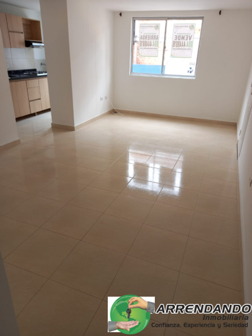 Apartamento en venta en Asturias, Itagüí · foto 3 de 12
