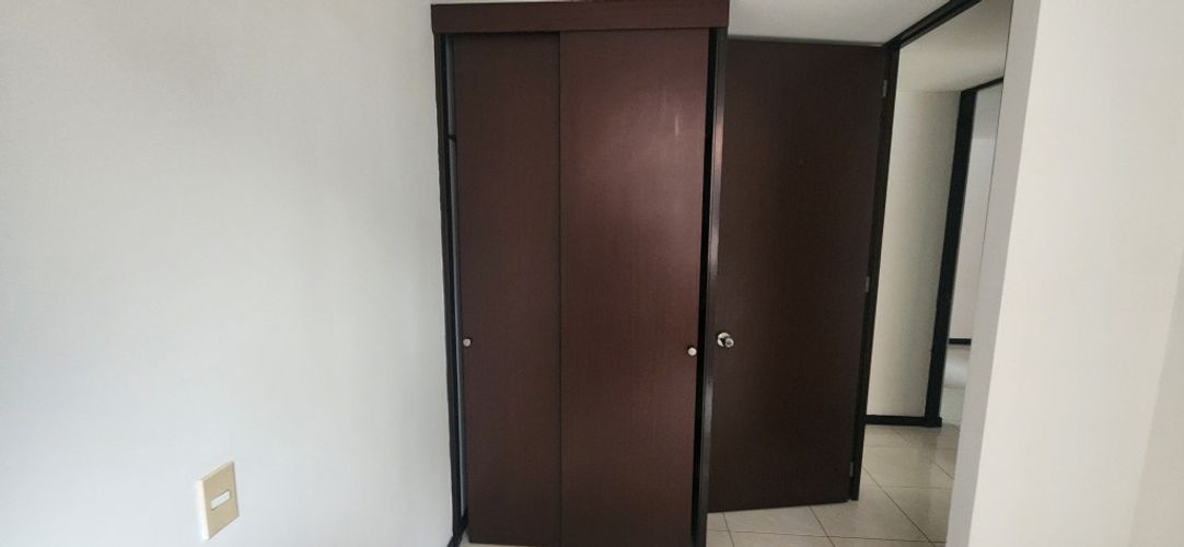 Apartamento de 3 alcobas en arriendo en Villa Carlota, Medellín, 67 m² · foto 8 de 12