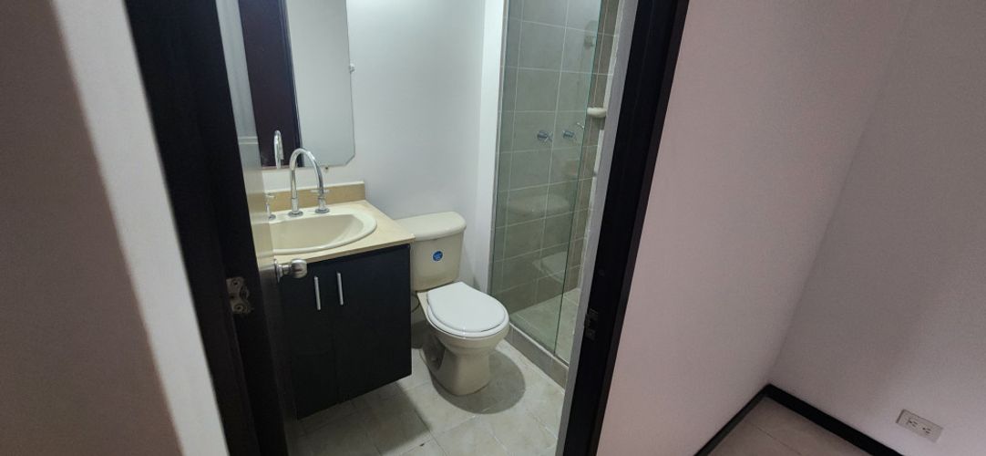 Apartamento de 3 alcobas en arriendo en Villa Carlota, Medellín, 67 m² · foto 12 de 12