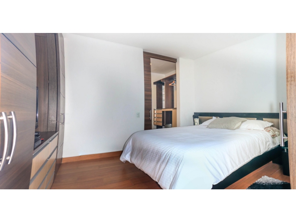 Apartamento en venta en Santa Barbara Central, Bogotá · foto 5 de 19