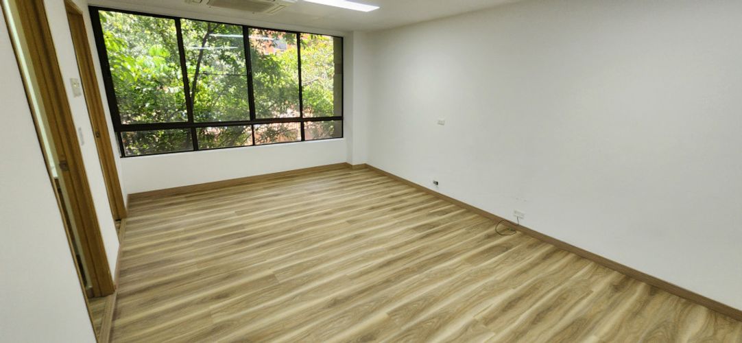 Oficina en arriendo en Santa María De Los Ángeles, Medellín, 33 m² · foto 5 de 7