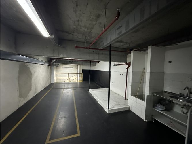 Local en venta en Jesus Nazareno, Medellín, 246 m² · foto 8 de 15