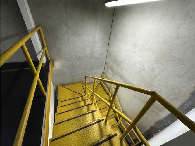 Local en venta en Jesus Nazareno, Medellín, 246 m² · foto 12 de 15