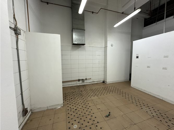 Local en venta en Jesus Nazareno, Medellín, 34 m² · foto 2 de 11