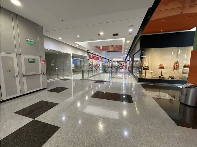 Local en venta en Jesus Nazareno, Medellín, 119 m² · foto 7 de 9
