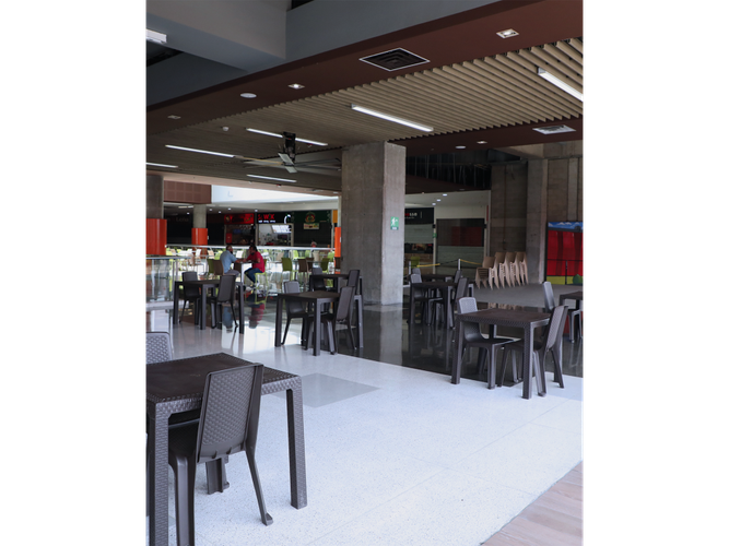 Local en arriendo en Sevilla, Medellín, 320 m² · foto 2 de 4