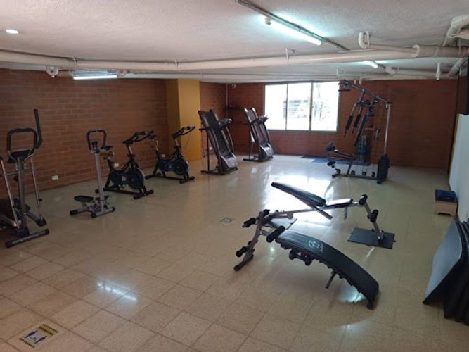 Apartamento de 2 alcobas en arriendo en Laureles, Medellín, 220 m² · foto 2 de 24