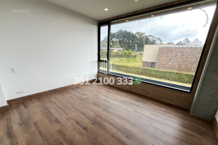 Casa de 3 alcobas en venta en Las Palmas, Envigado, 440 m² · foto 16 de 24